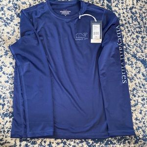 Vineyard vines performance rash guard blue size medium (boys)